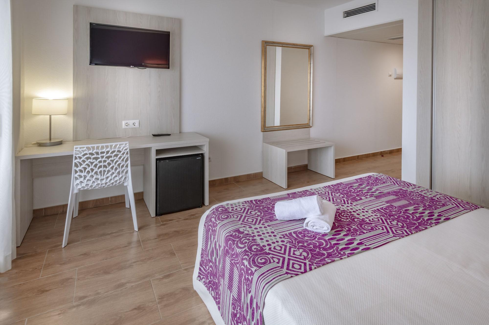 4R Meridia Mar L'L'Hospitalet de l'Infant Zewnętrze zdjęcie