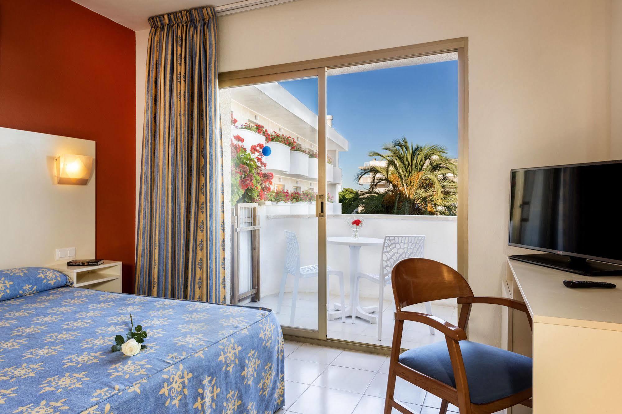 4R Meridia Mar L'L'Hospitalet de l'Infant Zewnętrze zdjęcie